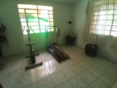 Biplanta de 6 habitaciones en venta en Mazorra, Boyeros, La Habana