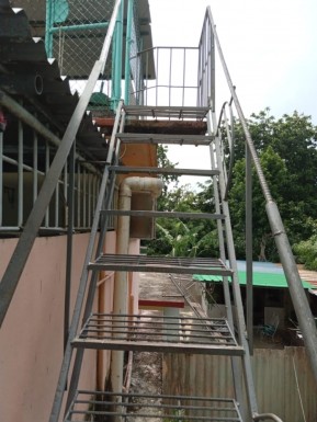 Biplanta de 6 habitaciones en venta en Mazorra, Boyeros, La Habana