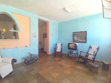 Casa de 2 habitaciones en venta en Las Cañas, Cerro, La Habana