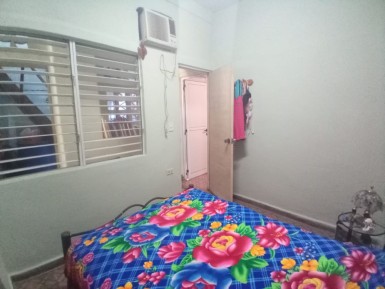 Casa de 2 habitaciones en venta en Las Cañas, Cerro, La Habana