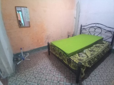 Casa de 2 habitaciones en venta en Las Cañas, Cerro, La Habana