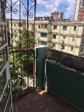 Apartment with 2 bedrooms for sale in Nuevo Vedado, Plaza de la Revolución, La Habana