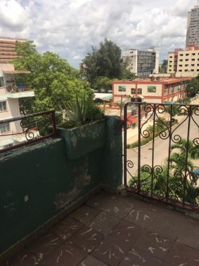 Apartment with 2 bedrooms for sale in Nuevo Vedado, Plaza de la Revolución, La Habana