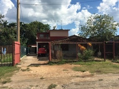 House with 4 bedrooms for sale in El Globo, Boyeros, La Habana