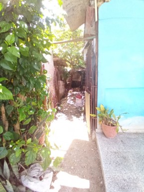 Casa Independiente de 2 habitaciones en venta en Lotería, Cotorro, La Habana