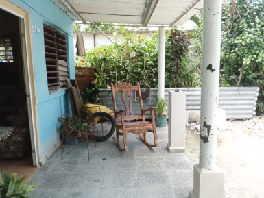 Casa Independiente de 2 habitaciones en venta en Lotería, Cotorro, La Habana