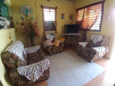 Casa Independiente de 2 habitaciones en venta en Lotería, Cotorro, La Habana