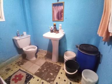Casa Independiente de 2 habitaciones en venta en Lotería, Cotorro, La Habana