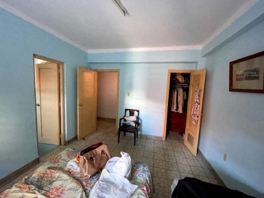 Apartment with 3 bedrooms for sale in Vedado, Plaza de la Revolución, La Habana