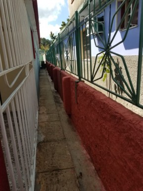 Casa Independiente de 2 habitaciones en venta en Lotería, Cotorro, La Habana