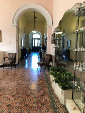 Casa de 8 habitaciones en venta en Vedado, Plaza de la Revolución, La Habana