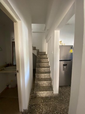 Duplex with 2 bedrooms for sale in Los Quemados, Marianao, La Habana