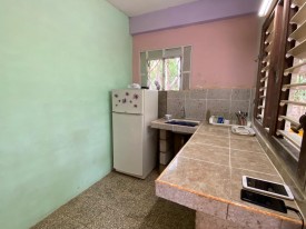 Casa Independiente de 3 habitaciones en permuta en Alamar Este, Habana del Este, La Habana - 5