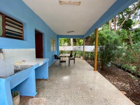 Casa Independiente de 3 habitaciones en permuta en Alamar Este, Habana del Este, La Habana - 26