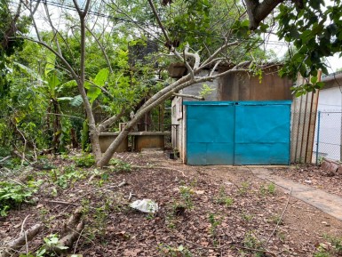 Casa Independiente de 3 habitaciones en venta en Alamar Este, Habana del Este, La Habana