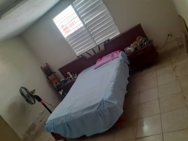 Casa Independiente de 4 habitaciones en venta en Las Guásimas, Arroyo Naranjo, La Habana