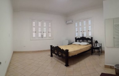 Apartment with 3 bedrooms for sale in Vedado, Plaza de la Revolución, La Habana