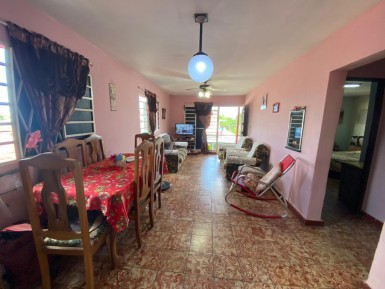 Casa de 2 habitaciones en venta en Balcón Arimao, La Lisa, La Habana