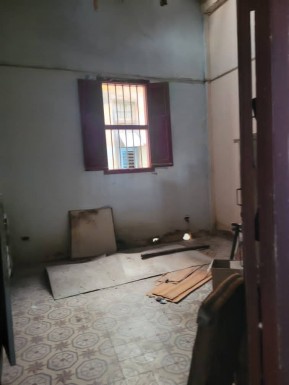 Casa de 4 habitaciones en venta en Los Sitios, Centro Habana, La Habana