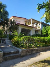 Apartamento de 4 habitaciones en venta en Nuevo Vedado, Plaza de la Revolución, La Habana - Miniatura 1