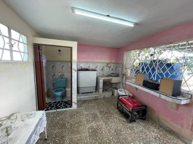House with 3 bedrooms for sale in Segunda Ampliación de Luyanó, San Miguel del Padrón, La Habana