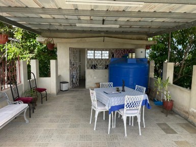 House with 3 bedrooms for sale in Segunda Ampliación de Luyanó, San Miguel del Padrón, La Habana