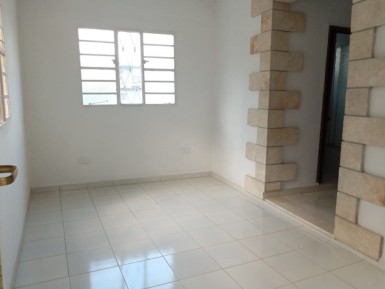 Casa Independiente de 5 habitaciones en venta en Balcón Arimao, La Lisa, La Habana