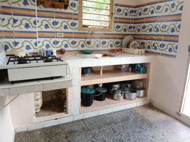 Casa Independiente de 5 habitaciones en venta en Balcón Arimao, La Lisa, La Habana