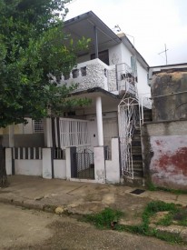 Duplex with 5 bedrooms for exchange in Buenavista, Playa, La Habana