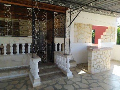 Detached House with 6 bedrooms for sale in Santa Fe, Playa, La Habana