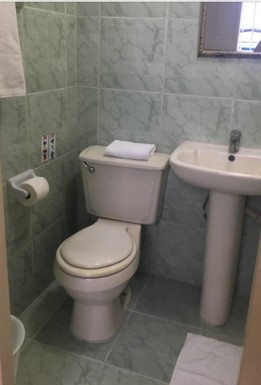 Biplanta de 8 habitaciones en venta en Vedado, Plaza de la Revolución, La Habana