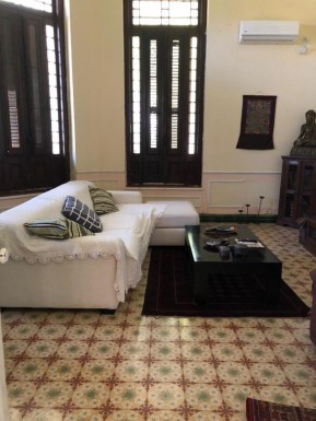 Biplanta de 8 habitaciones en venta en Vedado, Plaza de la Revolución, La Habana