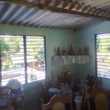 Biplanta de 4 habitaciones en venta en Central Humberto Álvarez, Cárdenas, Matanzas
