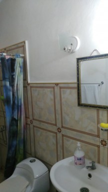Casa Independiente de 7 habitaciones en venta en Vedado, Plaza de la Revolución, La Habana