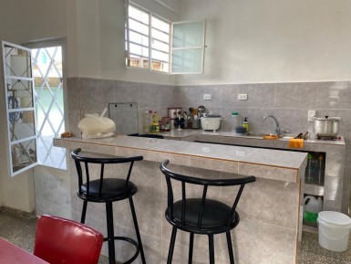Casa de 3 habitaciones en venta en Vedado, Plaza de la Revolución, La Habana