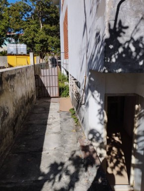 Casa Independiente de 6 habitaciones en venta en Nuevo Vedado, Plaza de la Revolución, La Habana