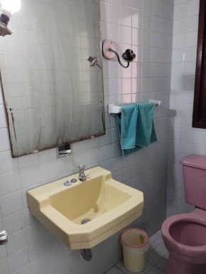 Casa Independiente de 6 habitaciones en venta en Nuevo Vedado, Plaza de la Revolución, La Habana