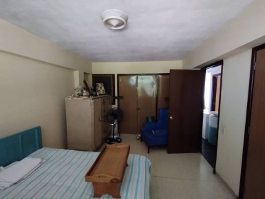 Casa Independiente de 6 habitaciones en venta en Nuevo Vedado, Plaza de la Revolución, La Habana