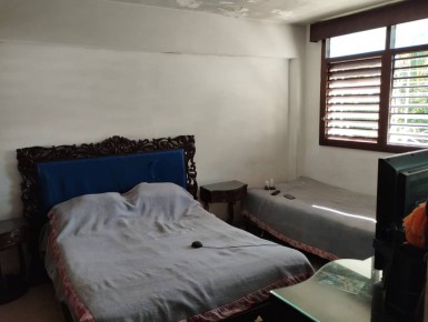 Casa Independiente de 6 habitaciones en venta en Nuevo Vedado, Plaza de la Revolución, La Habana