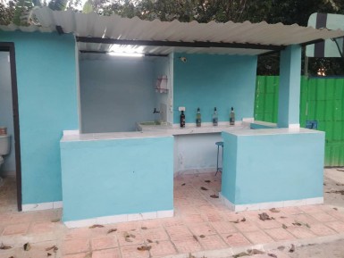 Casa de Campo de 3 habitaciones en venta en Santa Amelia, Cotorro, La Habana