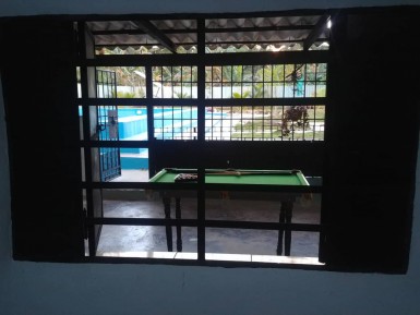 Casa de Campo de 3 habitaciones en venta en Santa Amelia, Cotorro, La Habana