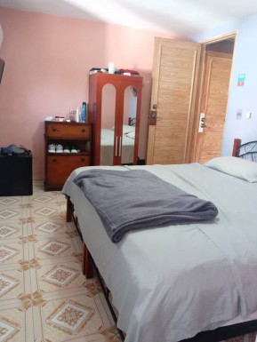 Apartamento de 5 habitaciones en venta en Vedado - Malecón, Plaza de la Revolución, La Habana
