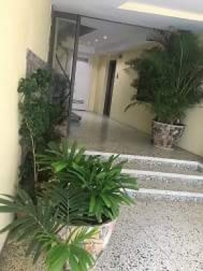 Apartamento de 2 habitaciones en venta en Vedado - Malecón, Plaza de la Revolución, La Habana