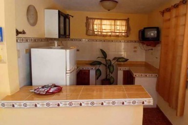 Casa Independiente de 3 habitaciones en venta en Antonio Guiteras, Habana del Este, La Habana