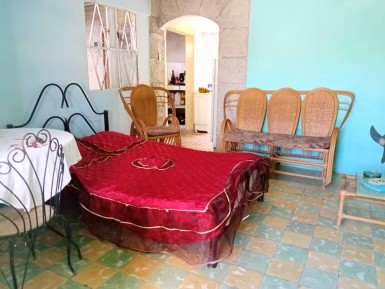 Casa Independiente de 2 habitaciones en venta en Regla, La Habana