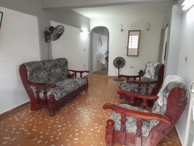 Apartment with 3 bedrooms for sale in El Palmar, Marianao, La Habana