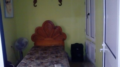 Casa de 2 habitaciones en venta en Plaza de la Revolución, La Habana