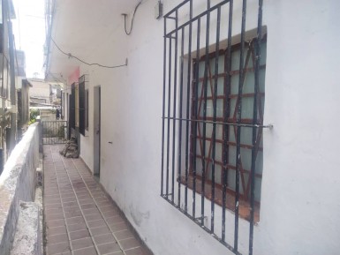 Casa de 3 habitaciones en venta en Segunda Ampliación de Luyanó, San Miguel del Padrón, La Habana