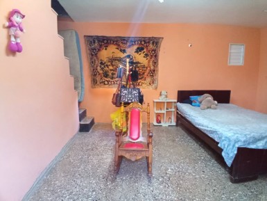 Casa de 1 habitación en venta en Las Cañas, Cerro, La Habana