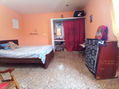 Casa de 1 habitación en venta en Las Cañas, Cerro, La Habana